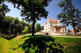 Wernersdorf, ein ruhig gegliederter spätbarocker bau zwischen petersdorf und hirschberg gelegen. Polen Schloss Hopping Im Hirschberger Tal Geo