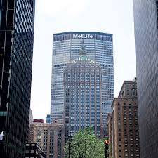 En metlife cuentas con las mejores opciones para asegurar tus proyectos y proteger a tu familia. Metlife Worldfinance100 2012