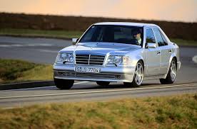 Sequence Nostalgie Mercedes 500 E W124 Entre Ciel Et Terre