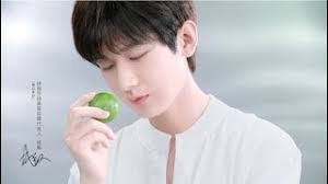 Arden Cheng's Instagram, Twitter & Facebook