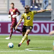 Add to library 443 discussion 927. Nachste Verletzung Beim Bvb Doch Ein Talent Sammelt Punkte Bvb 09