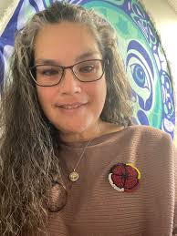 I thought I already posted this 🤦‍♀️🤣 Found out some of the beads that we  got from group a while ago, they are making lovely centres for my poppies  😊 so thank