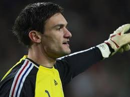 Gardien de but au tottenham hotspur football club gardien de but en equipe de france. Lloris Deja Au Top Eurosport