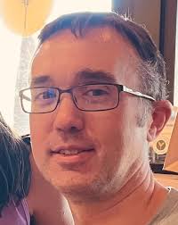 Eric Easley's Instagram, Twitter & Facebook