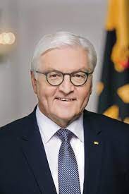 Av pirko, juli 21, 2000 i åpent forum. Frank Walter Steinmeier Store Norske Leksikon