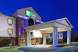 Holiday Inn Express Suites Reidsville Hotel In Reidsville North Carolina 101 Express Drive Reidsville Nc 27320 336 361 Holiday Inn Hotel Suites Hotel Inn