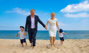 Hochzeitsfotograf Gohren Fotograf Fur Hochzeit Gesucht Gunstiger Hochzeitsfotograf Gesucht Hochzeitsfotograf Fotograf Brautpaar
