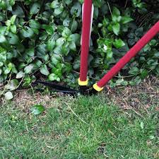 High quality carbon steel non stick coated blades offer a superior performance and an easier cut. Best Edging Shears For Your Lawn In Summer 2021 Shetland S Garden Tool Box