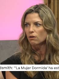 🕘 Aquesta nit a les 21h Joan Muñoz entrevista a l’actriu Amanda Goldsmith  🍿 Ens acompanya per presentar-nos ‘La mujer dormida’, una pel·lícula de  suspens estrenada el mes de maig