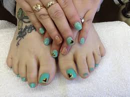 The tips 'n toes hands & feet kit includes all the mani/pedi basics, from pumice stone to hand cream, plus lip balm and body oil for good measure. Adorable Matching Mani And Pedi Nail Trendy Nails On Weber Facebook