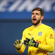 Der ssv jahn regensburg hat die vorzeitige rettung im abstiegskampf der 2. Wegen Corona Und Quarantane Kiel Gegen Regensburg Abgesetzt Fussball