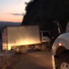 Stream Reporte de Edgar Cerón- Dos Heridos En Accidente De Transito by  Grupo Emisoras Unidas