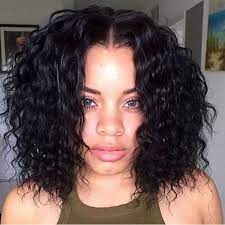 Chin Length Bob Hairstyles Hover Around The Jawline And Suit Almost All Face Shapes Descript Curly Weave Hairstyles Messy Bob Hairstyles Trendy Bob Hairstyles