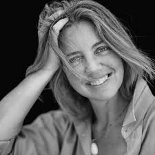 Hello! New to this page and got engaged last week! My Partner Nick and I  are wanting to book a Mallorca wedding and view some venues. How do couples  go about this