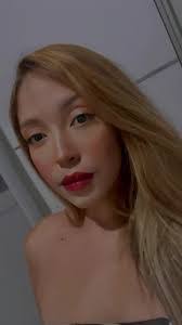 Jessica Kiehl's Instagram, Twitter & Facebook