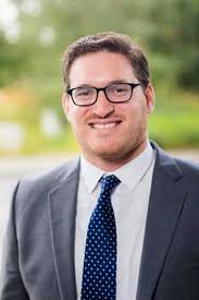 Ian Shore's Instagram, Twitter & Facebook