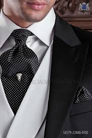 Check spelling or type a new query. Schwarze Tupfen Ascot Krawatte Und Taschentuch Reine Jacquard Seide On