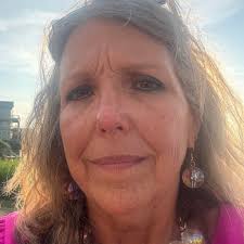 Alternative ice cream cake options for February 2nd birthday party