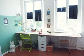 Hier kann ihr kind für sich sein und sich konzentrieren. Einen Kinderschreibtisch Schnell Und Einfach Selber Bauen