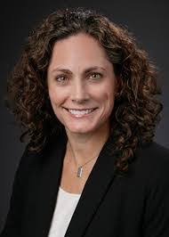 Lisa Holzman's Instagram, Twitter & Facebook