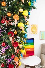 Seemingly it's not a new trend but it is making a comeback. How To Decorate An Upside Down Christmas Tree