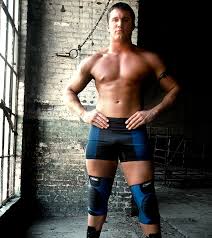 He began professional career in 2012 and currently has 7 fights, of which he won 2 and lost 5. Shitloads Of Wrestling