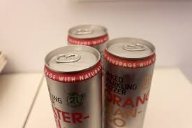 Smirnoff spiked 8% seltzer blood orange has a juicy, sweet orange character with slight bitter blood orange notes. We Tried Smirnoff S New Sugar Free Alcoholic Seltzer To See If It Lived Up To The Hype Business Insider