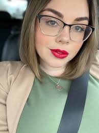 Honeycomb cowl fresh off the needles