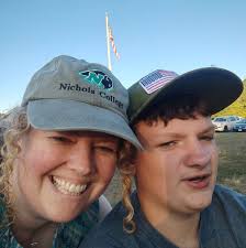 How to care for a stroke patient with paralysis and find support as a  caregiver?