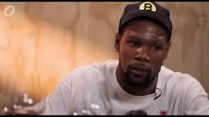 Kevin Durant sigue dejando perlas en su charla con LeBron James y Steve  Nash en @mindthegamepod 🎙️🍷, 🗣️ "Llevo 10 o 12 años en esta liga. He  ganado 4 MVPs, 4 anillos [...] Hay gente que dice 'quiero ...