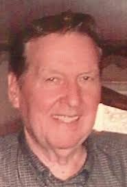 Lindsay Tipton's Instagram, Twitter & Facebook