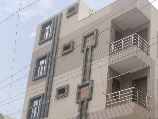 2 BHK Floor in Rohini, Delhi product image