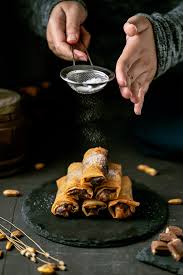 Pisang kulit lumpia coklat bubuk 3 sdm gula pasir 6 sdm bahan perekat: Resep Piscok Lumer Nutella Amanda Chastity