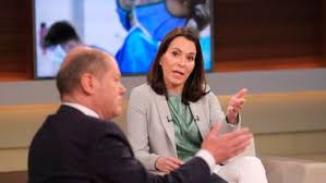 She is a talent agent and director. Anne Will Gestern Gaste Und Thema Am 05 04 2020