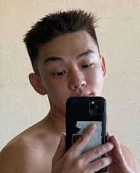 유아인 오빠는 굉장히 섬세한 사람이더라. J0qslioppgiwsm