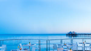 We stayed one night in malibu for my wife's birthday and were fortunate to get to stay at the malibu beach inn. Malibu Beach Inn Hotel Review Conde Nast Traveler