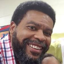 Maxie Johnson Jr (@educatingall)