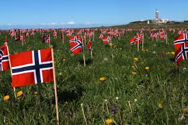 Fri for kommersiell bruk ✓ ingen henvisning nødvendig. Fyrene Flagger Norsk Fyrhistorisk Forening