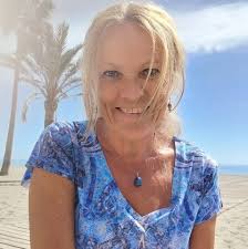 Dr. Drew gives a great explanation of President Trump's condition that  caused the swelling in his lower legs: "President Trump and his venous  insufficiency... everyone's all, 'Oh my God, venous insufficiency!' Alright,