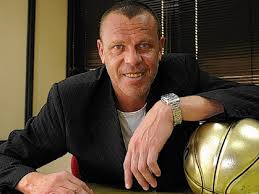 Es considerado uno de los mejores pívot de la historia del baloncesto hispanoamericano. Seleccion Momentos Oscuros Y Masterchef Estas Son Las Vidas De Hernan El Loco Montenegro Pronto