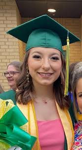 🎉 Meet the 2025 Tuition for Vet Techs Scholarship recipients! In  celebration of National Veterinary Technician Week, 18 veterinary  technician students and recent grads each received $2,500 in tuition  assistance from NAVTA