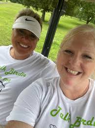 Carr Center Cake Auction