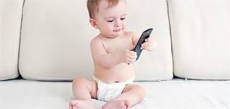 Nehmen sie schielen beim baby ernst. Wann Das Smartphone Fur Kinderaugen Gefahrlich Wird