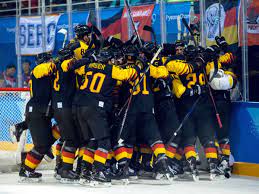 Wann wacht der olympiasieger auf? Olympia 2018 Diese Deutschen Eishockey Helden Haben Silber Geholt Kassel Huskies