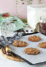 La Recette Des Cookies Au Chocolat Noir Et Aux Noisettes De Helene Darroze Challenge Cookies 5 Le Miam Miam Blog Cookies Chocolat Miam Cookies Et Biscuits