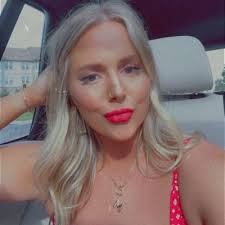 Abbie Higgins (@abbie_higgins)