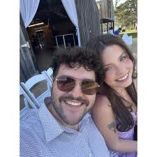 Chloe Bell and Henry Hudson's Wedding Website