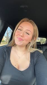 Hey ladies!! 🥰 My roommates and I have an open room in our house. We are  within walking distance from campus. The house is 4 bed, 2 bath and we have  a