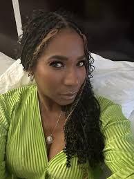 Urban Swagger ( Distinguished Ladies and Gentlemen)