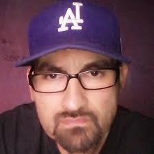 🙏 Recordando el gran cariño que le tenía Kobe Bryant a los fans latinos en  la #NBA 🔝 Dominaba en las duelas y hablaba ESPAÑOL de una manera PERFECTA.  #MambaOut